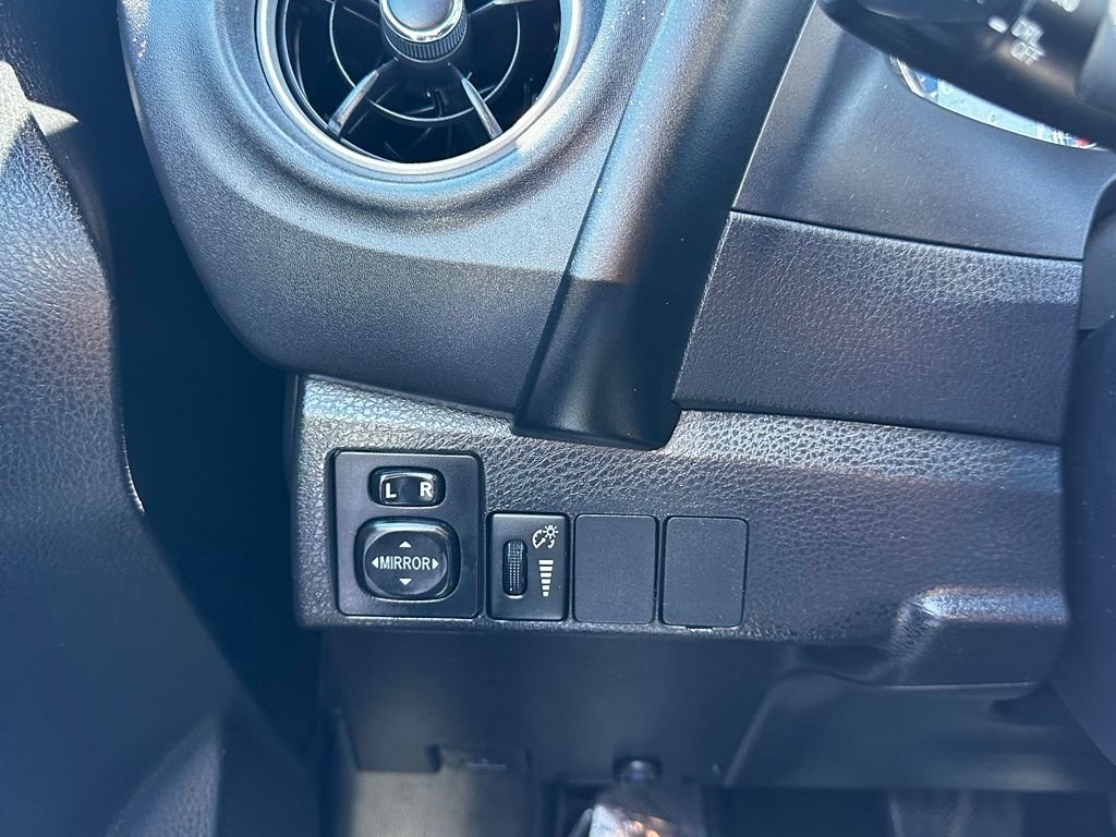 Used 2019 White Toyota SE image 26