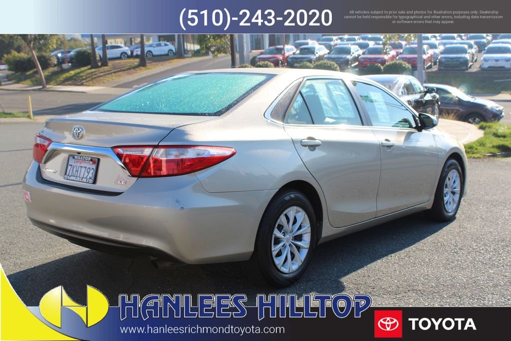 2015 Toyota Camry LE - Photo 7