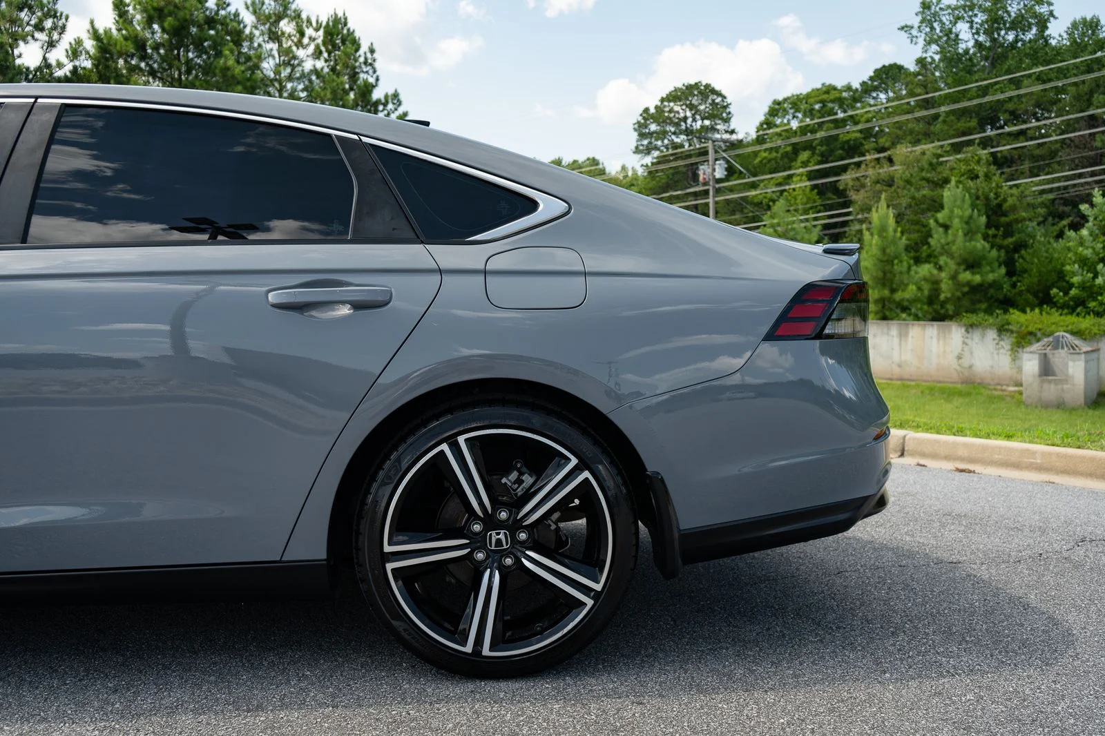 Used 2023  Honda Sport image 6
