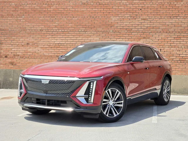 New 2026 Cadillac LYRIQ Luxury