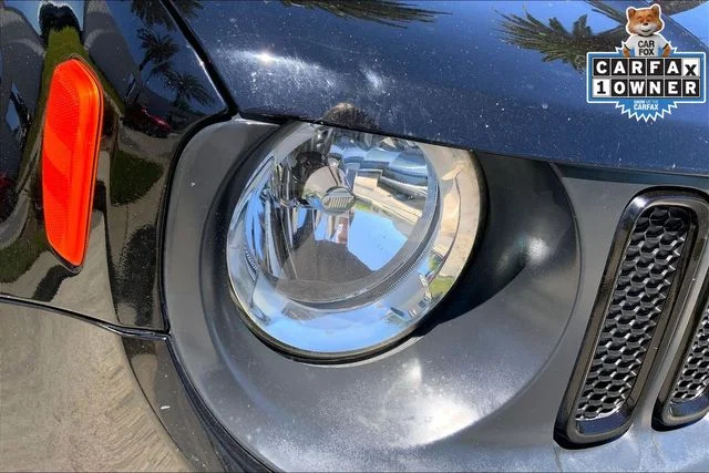 Used 2018 Black Jeep Latitude image 26