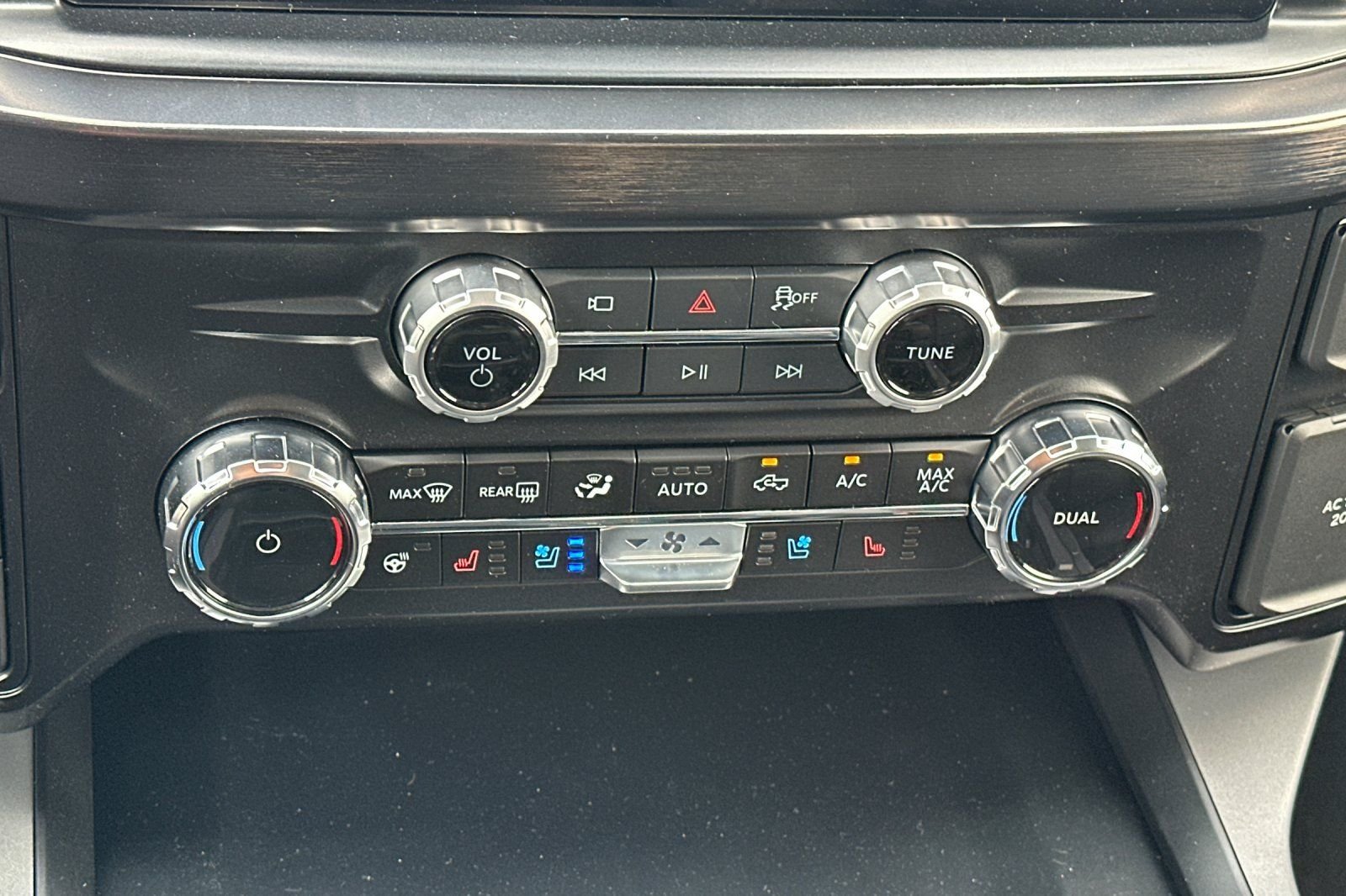 New 2026 Black Ford Lariat image 19