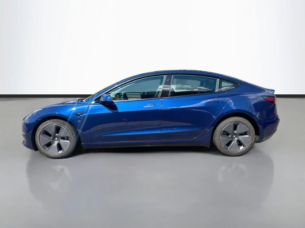 Used 2023 Deep Blue Metallic Tesla Base image 4