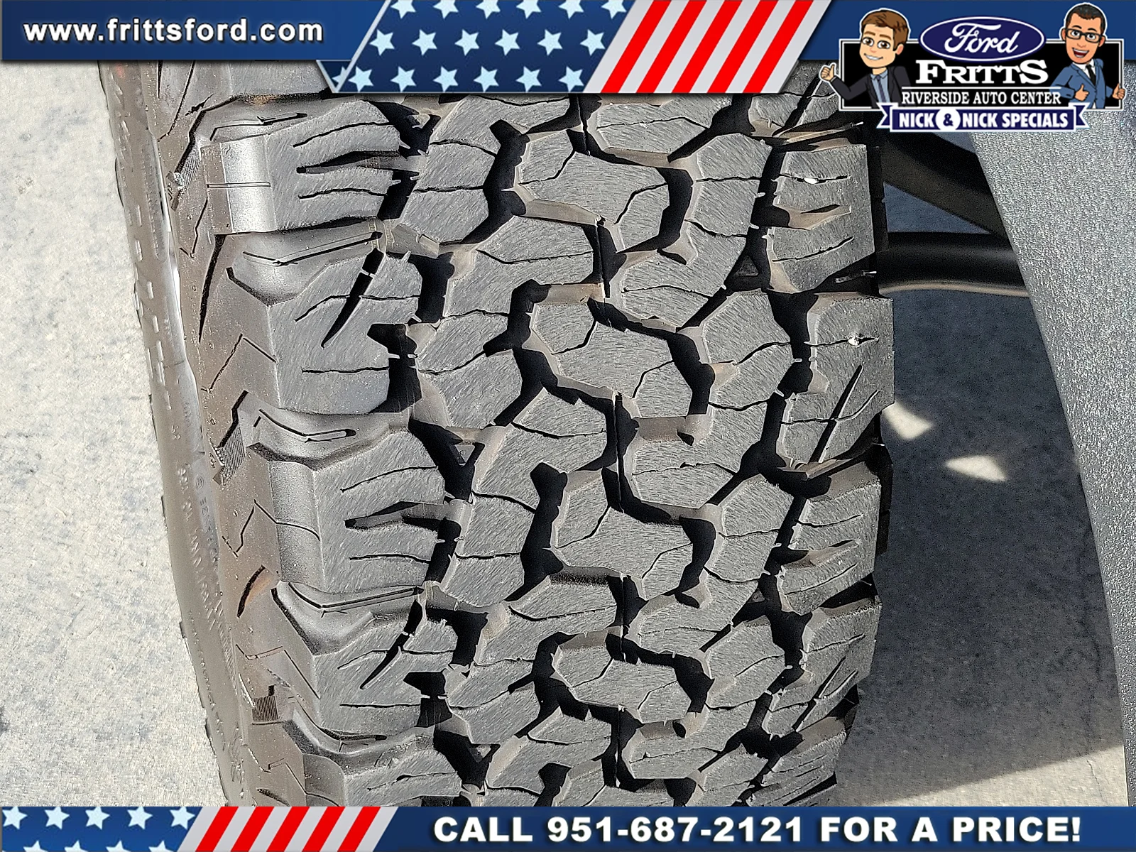 Certified Used 2025 Azure Gray Metallic Ford Badlands image 21