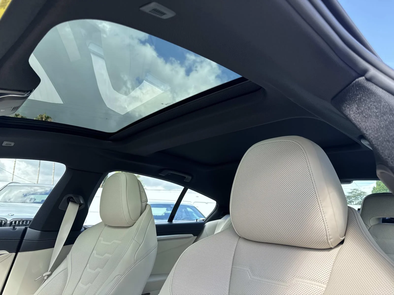 New 2026 Black Sapphire Metallic BMW 840i image 21