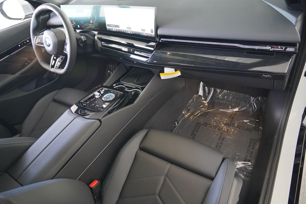 2026 BMW 5 Series 530i - Photo 14