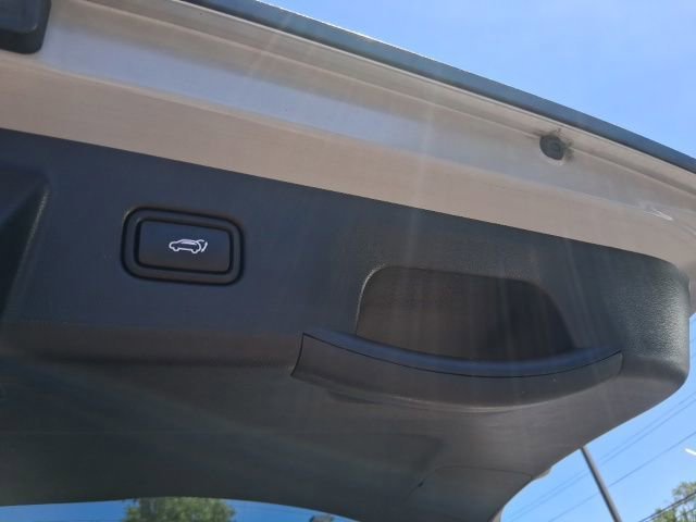 Used 2023 Shimmering Silver Hyundai SEL image 42