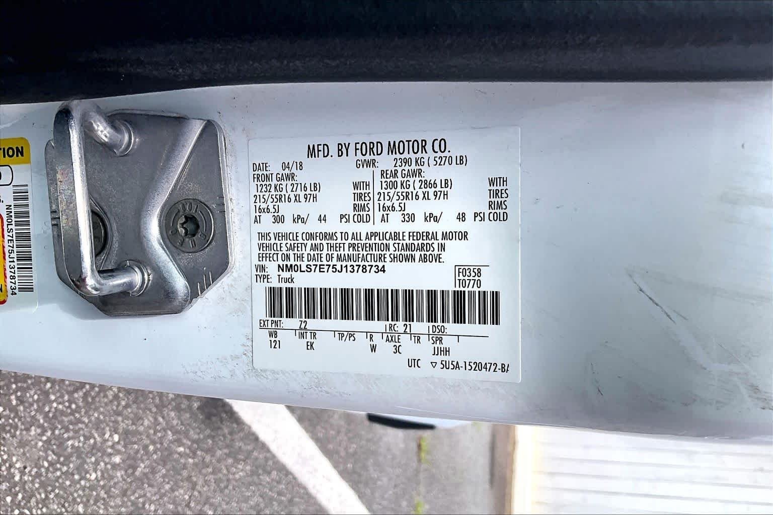 Used 2018 Frozen White Ford XL image 31