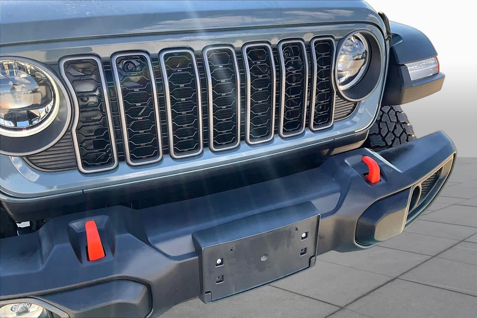 Used 2026 Anvil Clearcoat Jeep Mojave image 30
