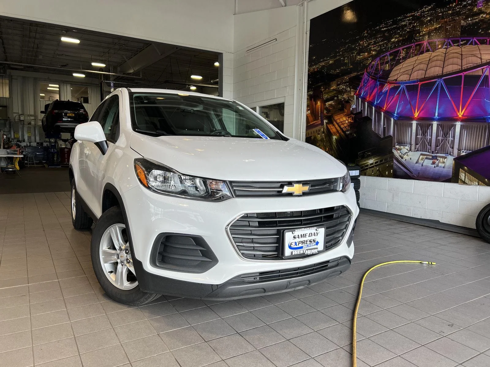 Used 2020 Summit White Chevrolet LS image 22