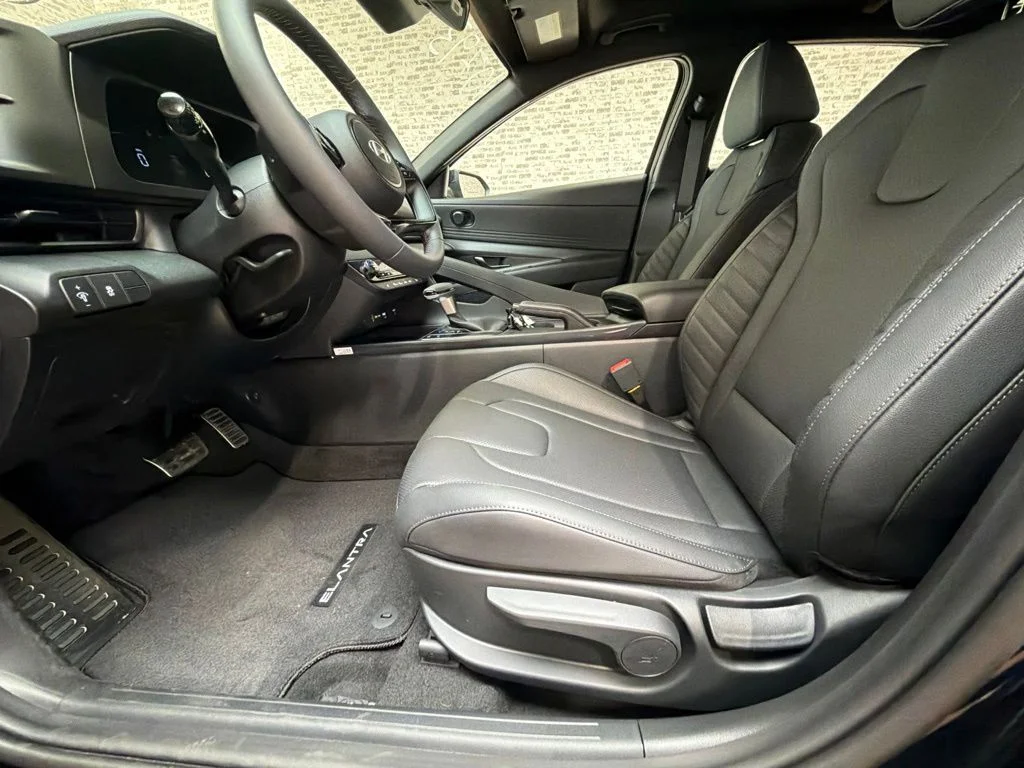 New 2026 Abyss Black Hyundai SEL Sport image 22