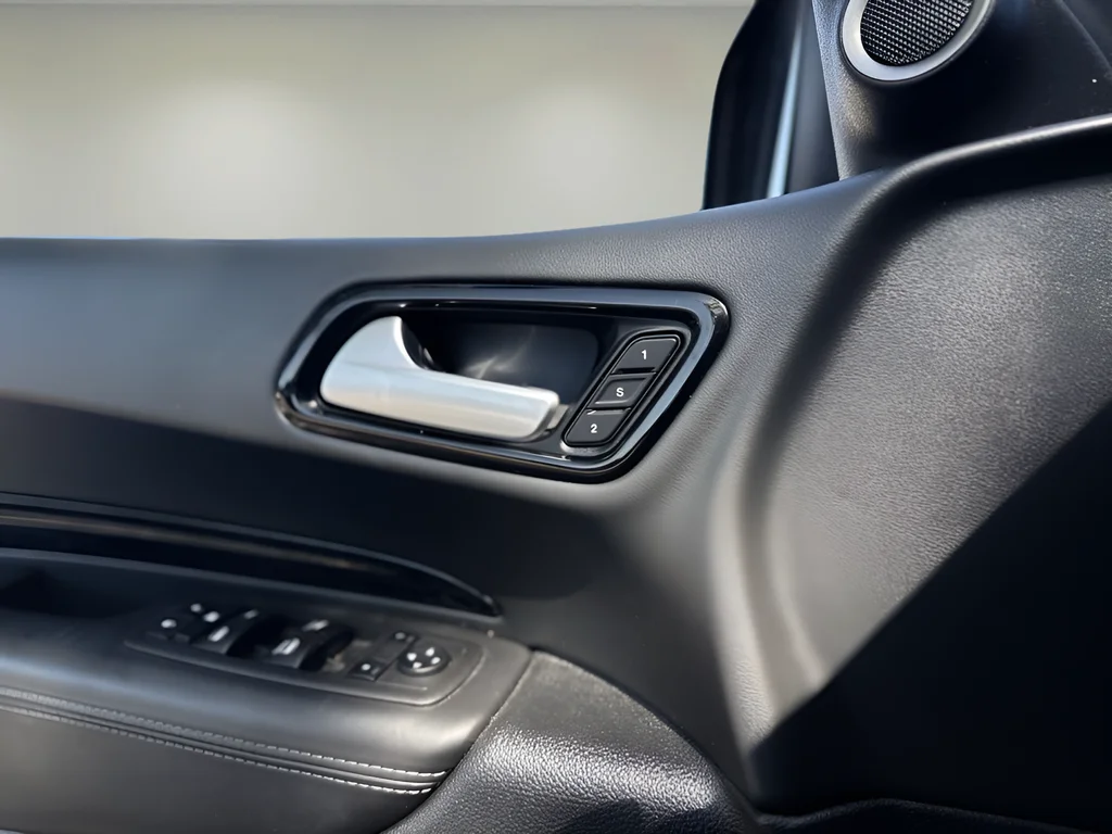Used 2022 Black Dodge Citadel image 18