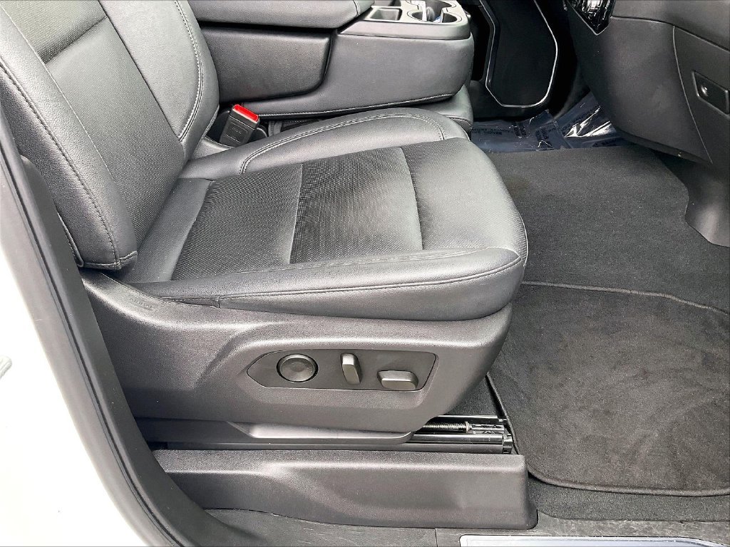 Used 2025 Summit White GMC SLT image 35