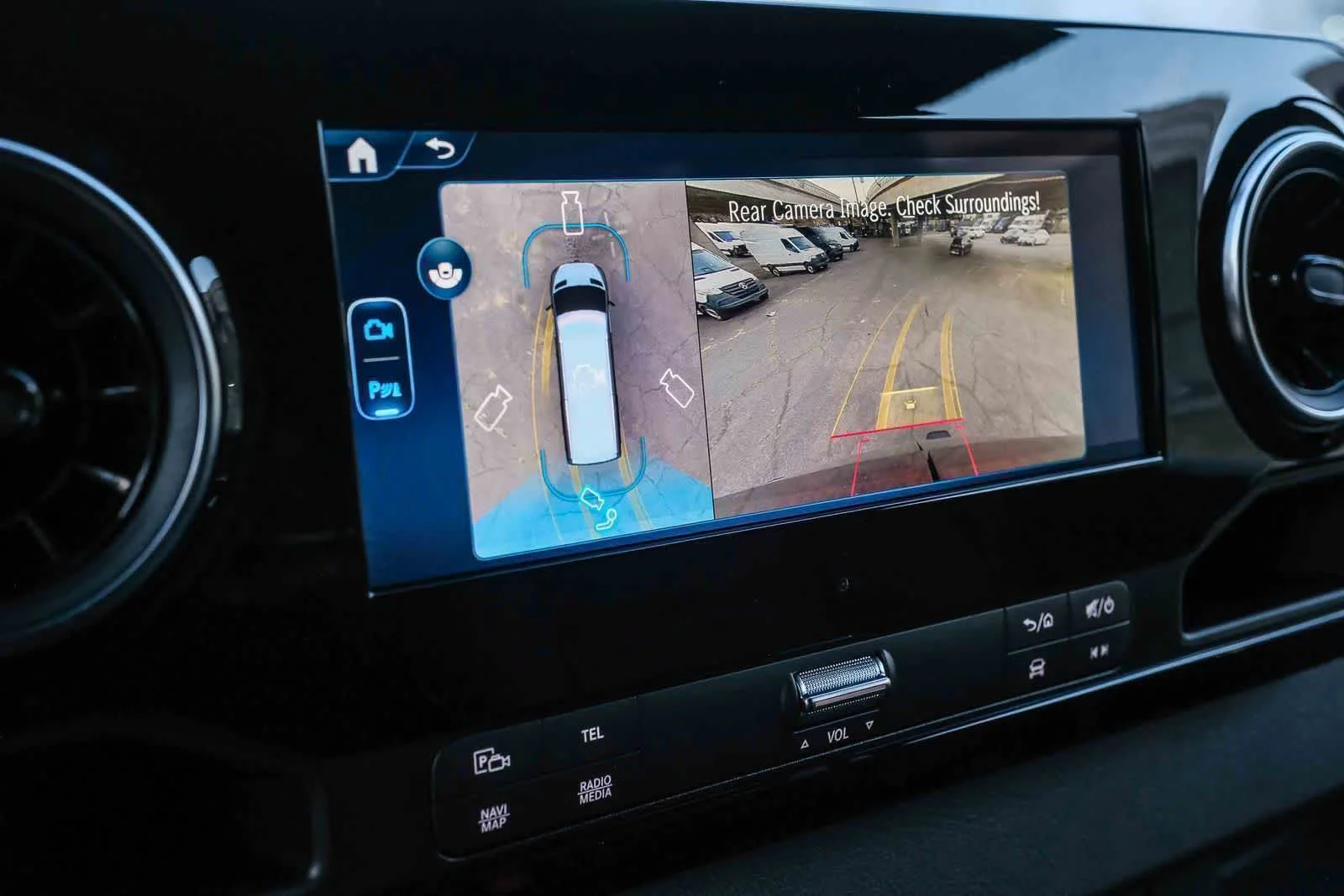 New 2026 Jet Black Mercedes-Benz Passenger 144WB High Roof AWD 2.0L I4 Diesel Turbo image 32