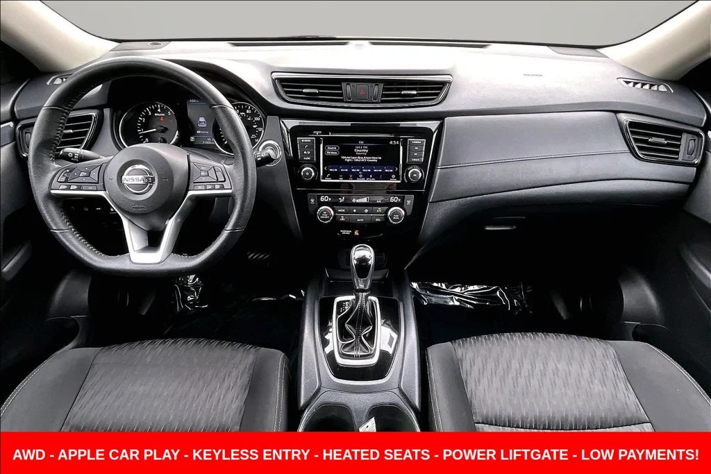 Used 2019 White Nissan SV image 7