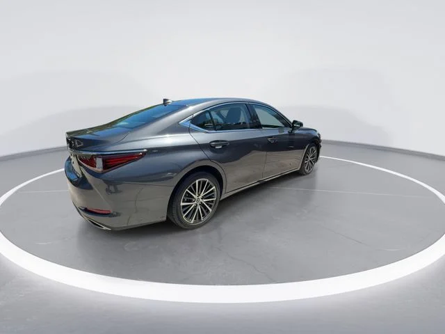 2025 Lexus ES 350 - Photo 8