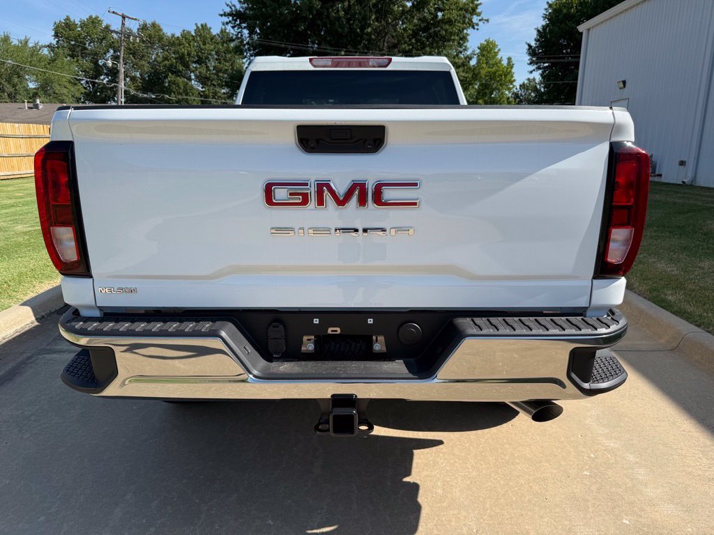 New 2026 Summit White GMC Pro image 4