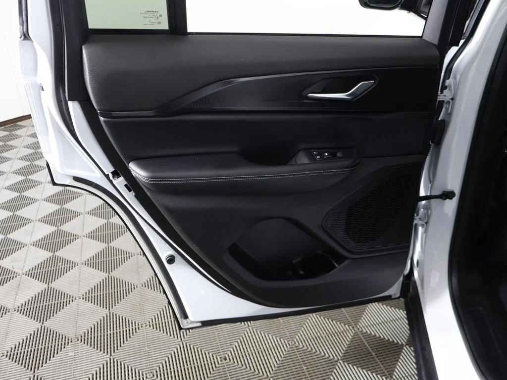 Used 2025 Bright White Clearcoat Jeep Altitude image 24
