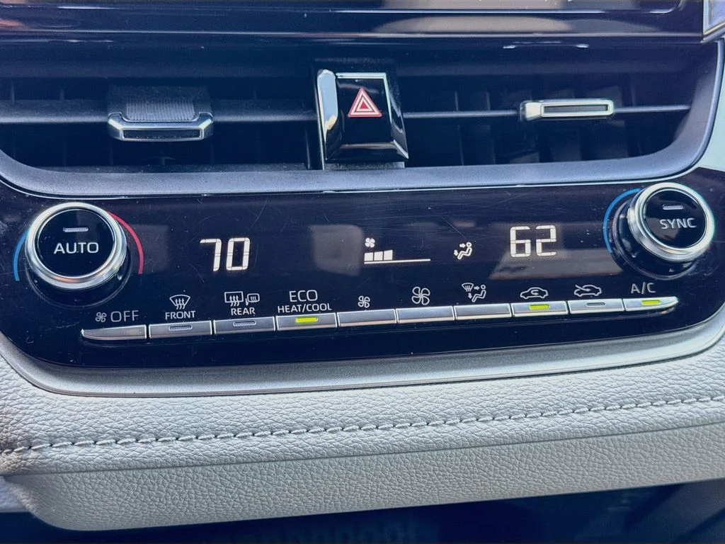 Used 2019 Blue Toyota XSE image 17