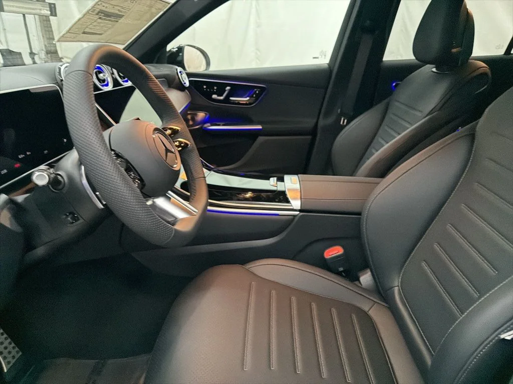 Used 2026 White Mercedes-Benz GLC 300 image 14