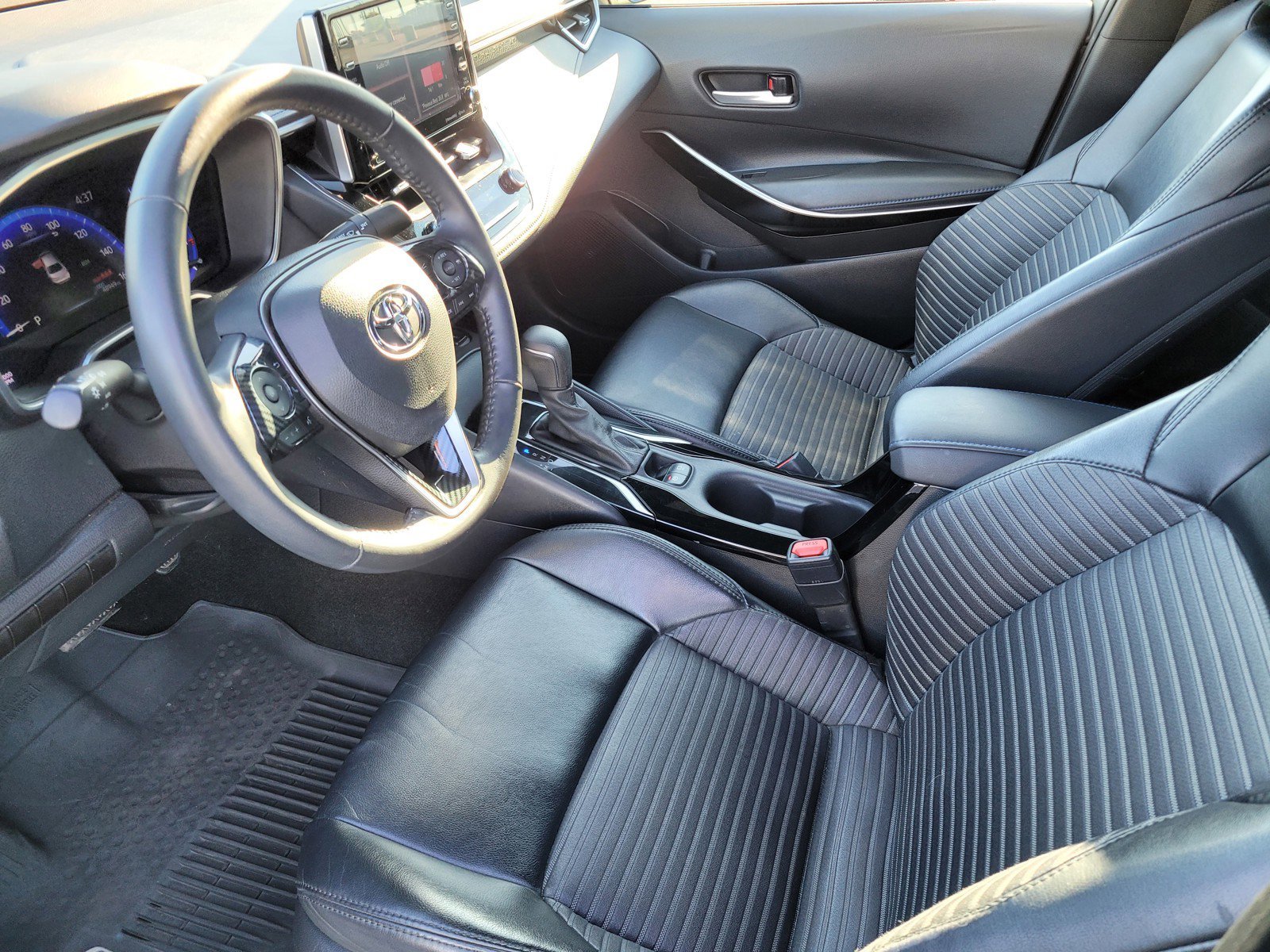 Used 2021 White Toyota XSE image 14