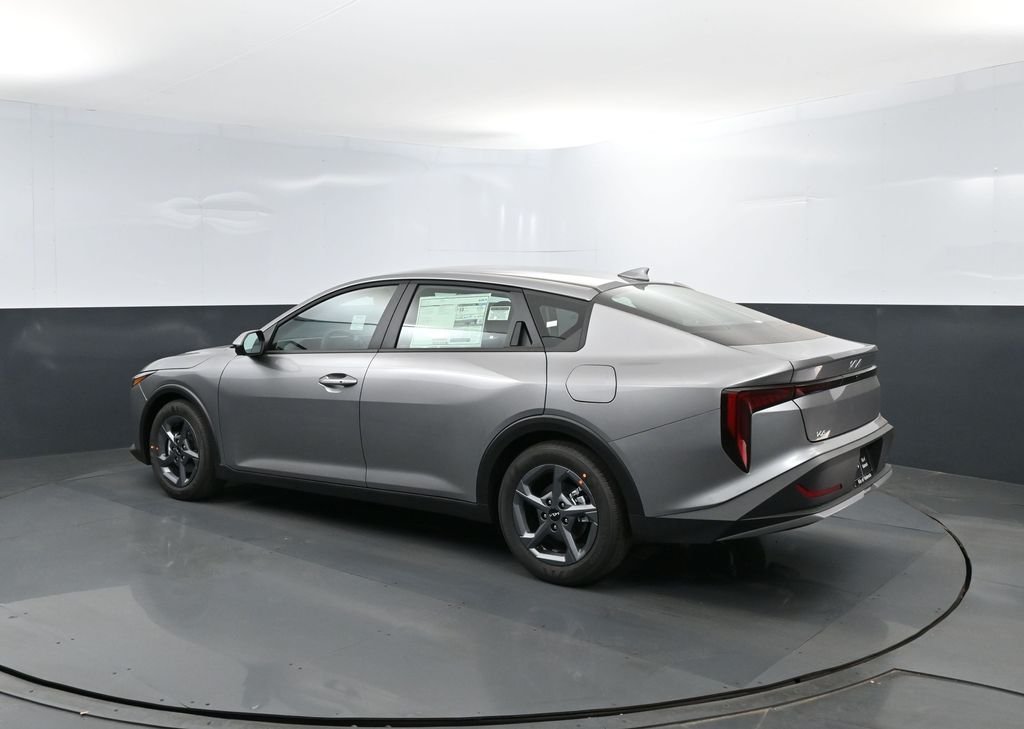 New 2026 Steel Gray Kia LXS image 23