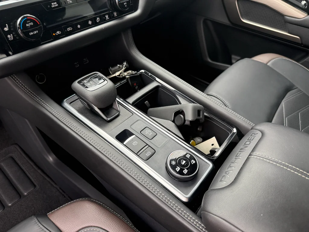 2024 Nissan Pathfinder Platinum - Photo 17