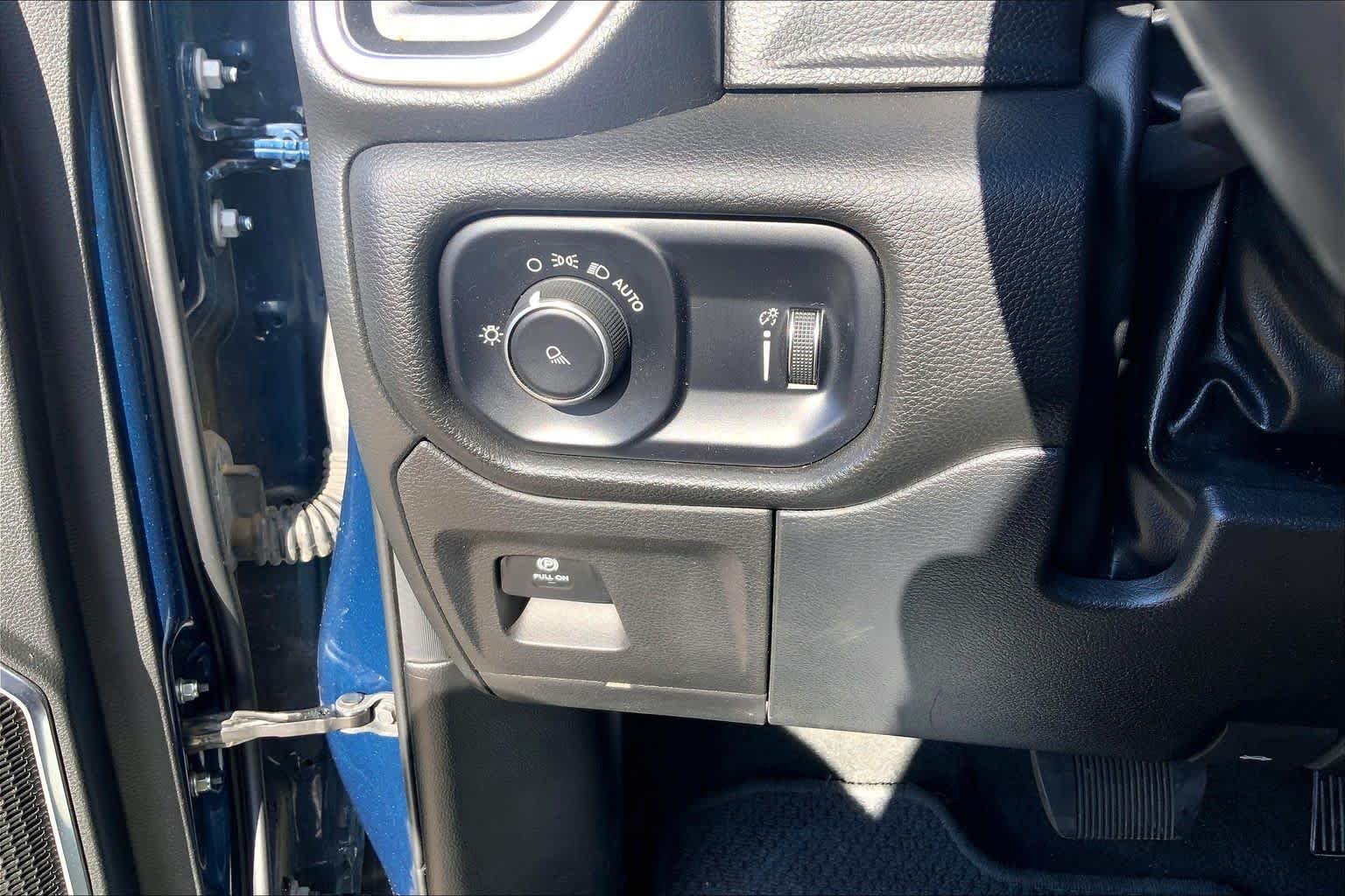 Certified Used 2024 Patriot Blue Pearlcoat Ram Laramie image 36
