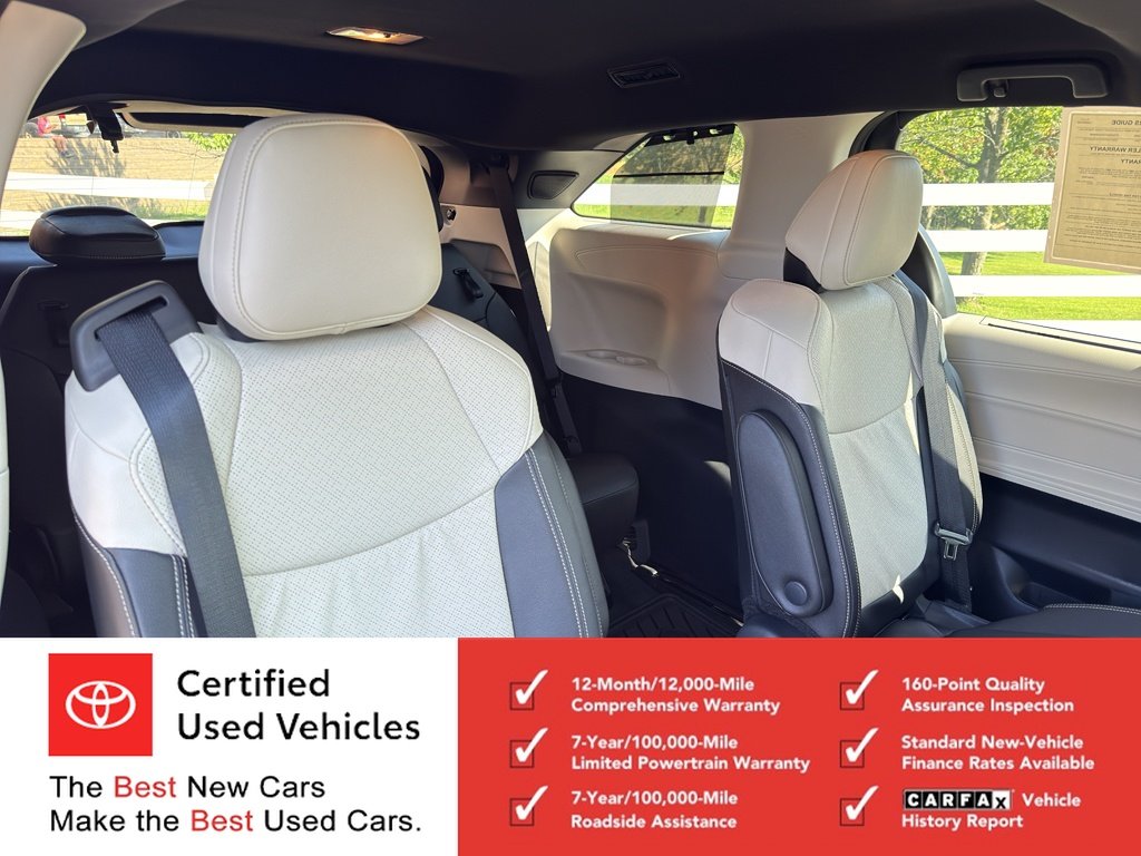 Used 2026 Ruby Flare Pearl Toyota Limited image 15
