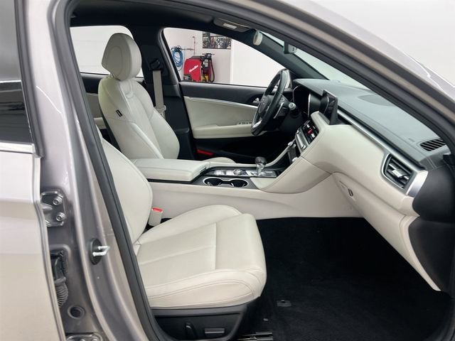 2024 GENESIS G70 Standard - Photo 15