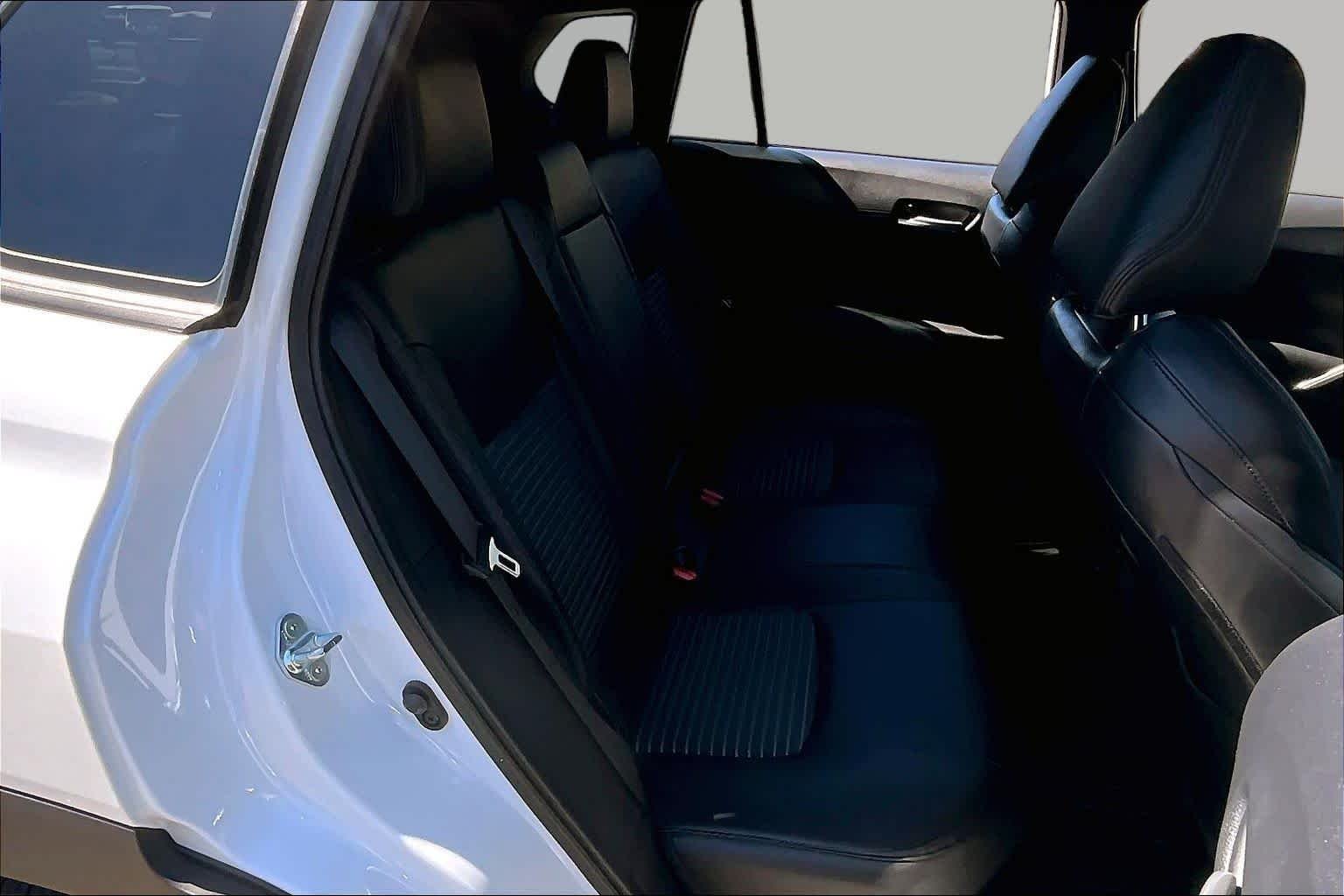 Used 2024 Wind Chill Pearl Toyota Hybrid XSE image 18