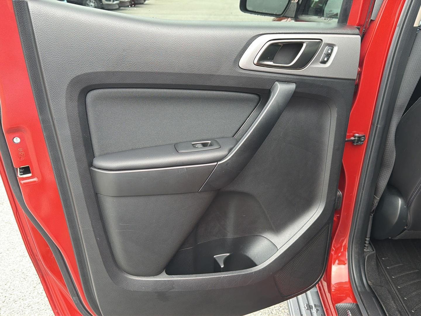 Used 2022 Hot Pepper Red Metallic Tinted Clearcoat Ford XLT Roush image 17