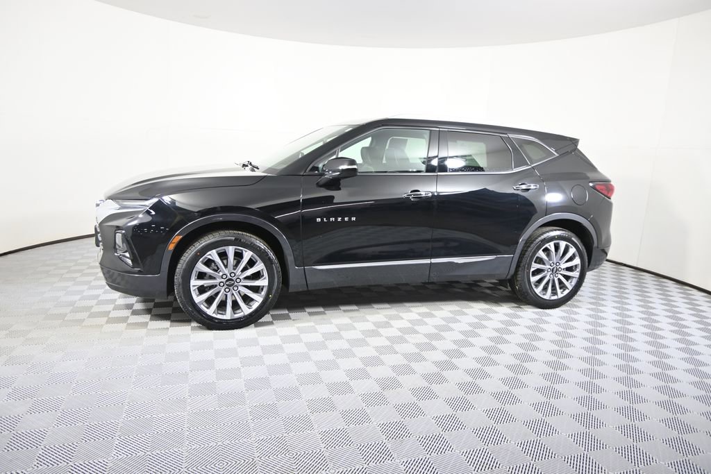 Used 2022 Chevrolet Blazer Premier with VIN 3GNKBLRS4NS176758 for sale in Forest Lake, Minnesota