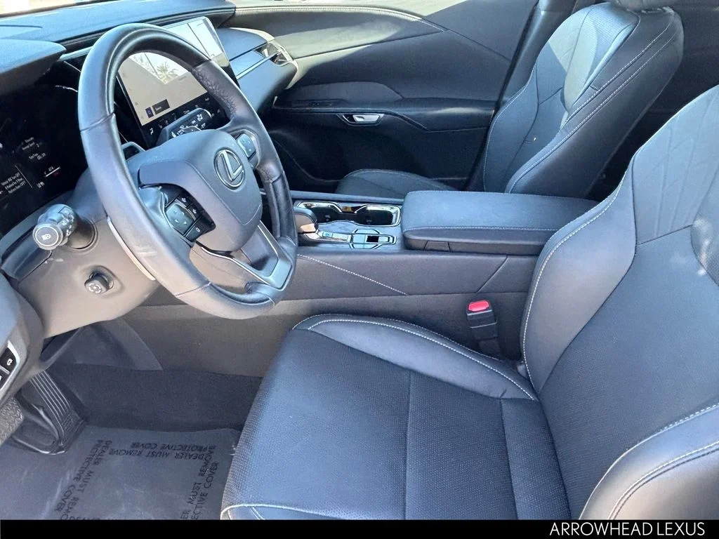 Certified Used 2025 White Lexus 350h Premium Plus image 16