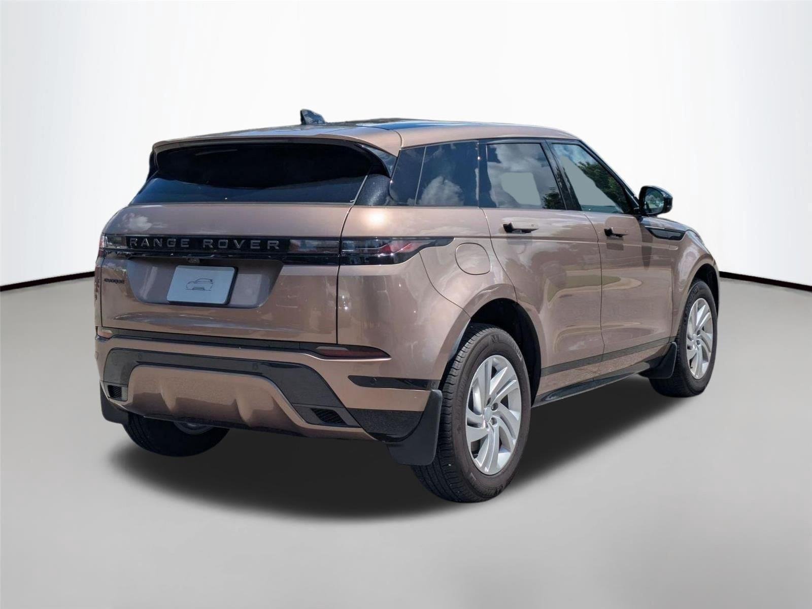 Used 2026 Corinthian Bronze Metallic Land Rover Dynamic SE image 5