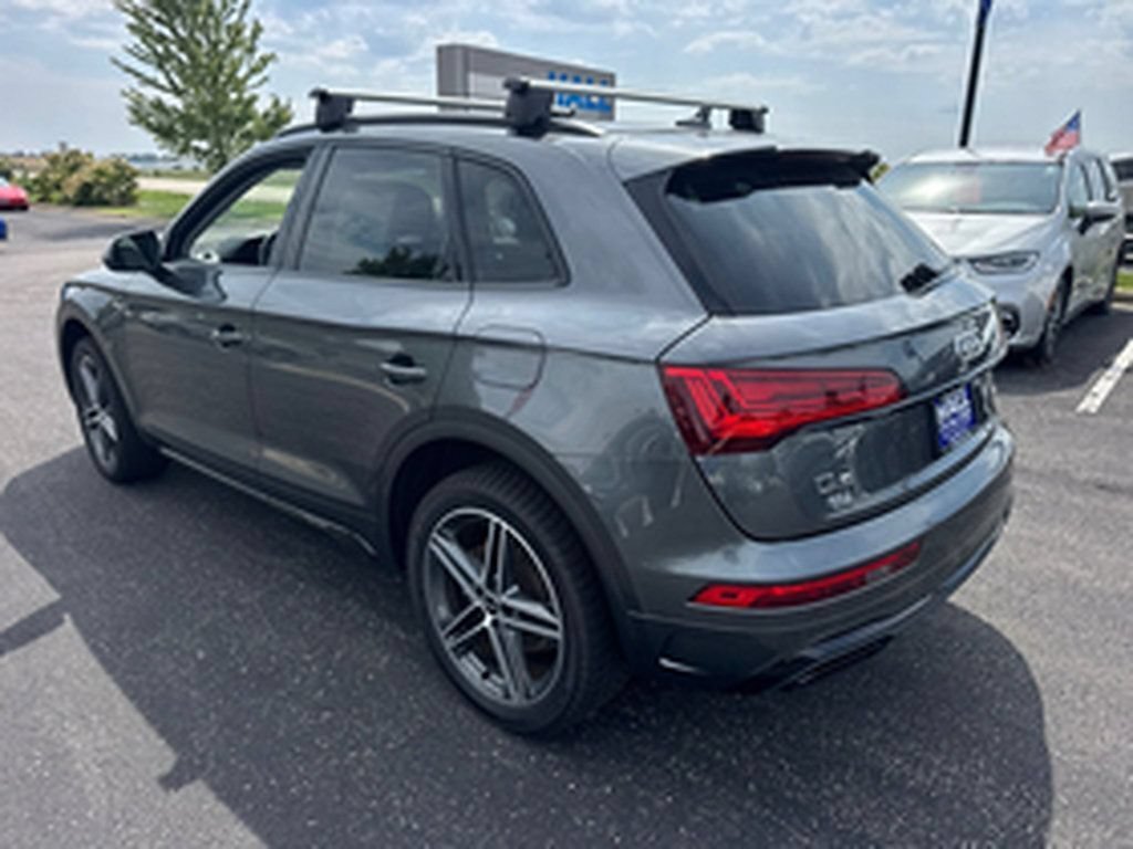 Used 2023 Daytona Gray Pearl Effect Audi e quattro S line Prem Pl 55 TFSI image 67