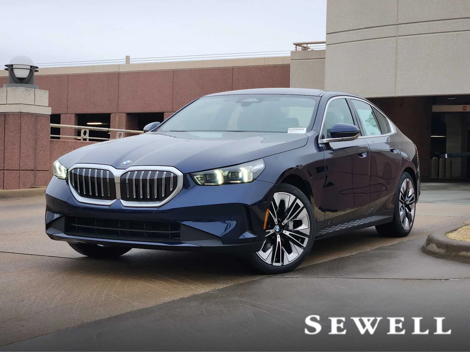 2026 BMW 5 Series 530i xDrive Sedan's photo