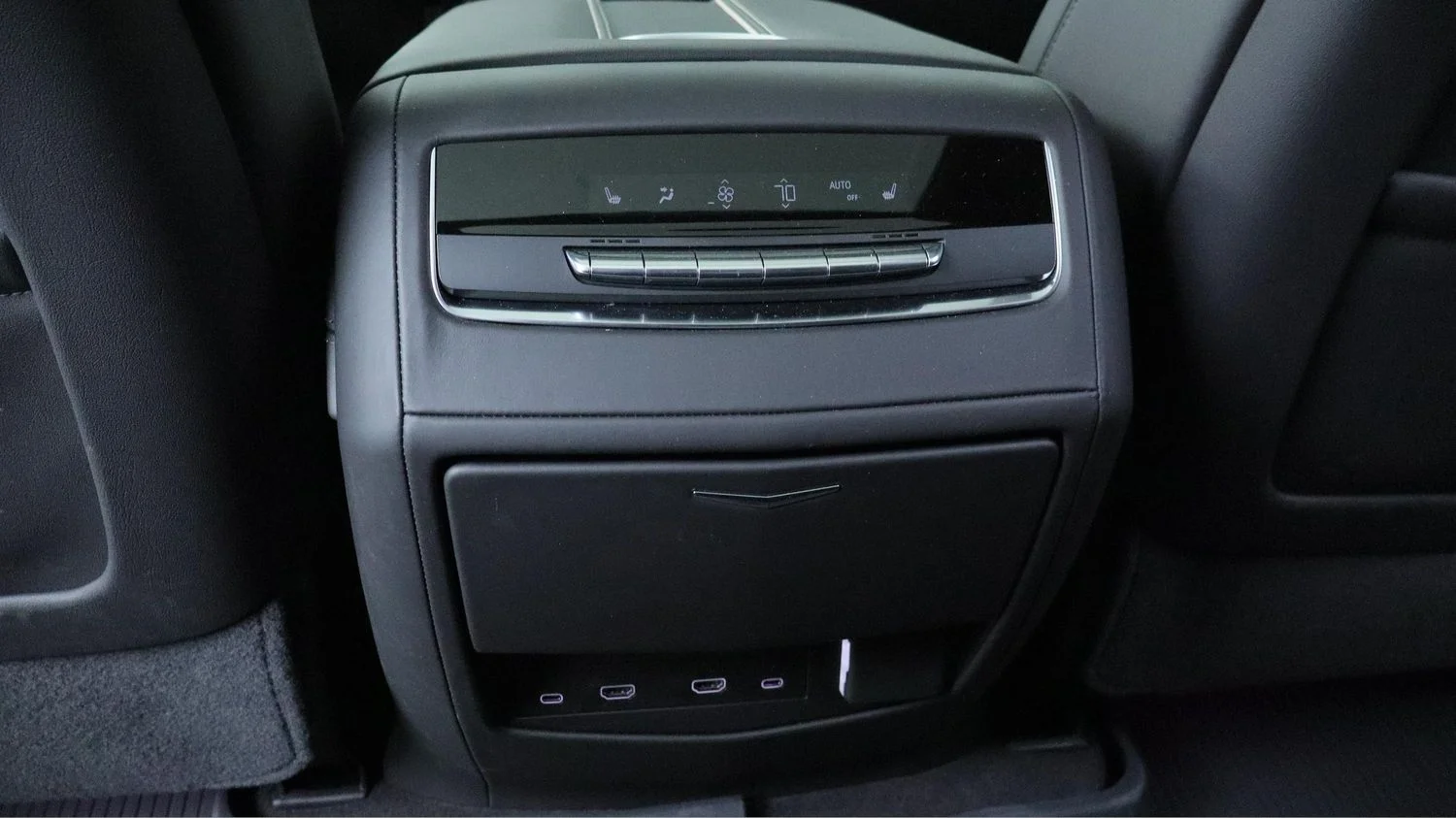 Used 2026 White Cadillac Platinum Sport image 33