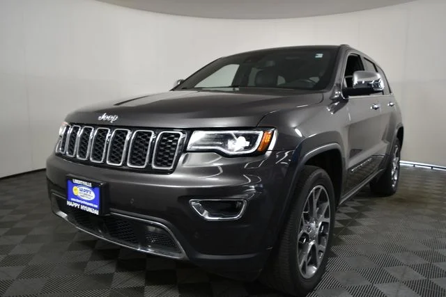Used 2020 Gray Jeep Limited image 2