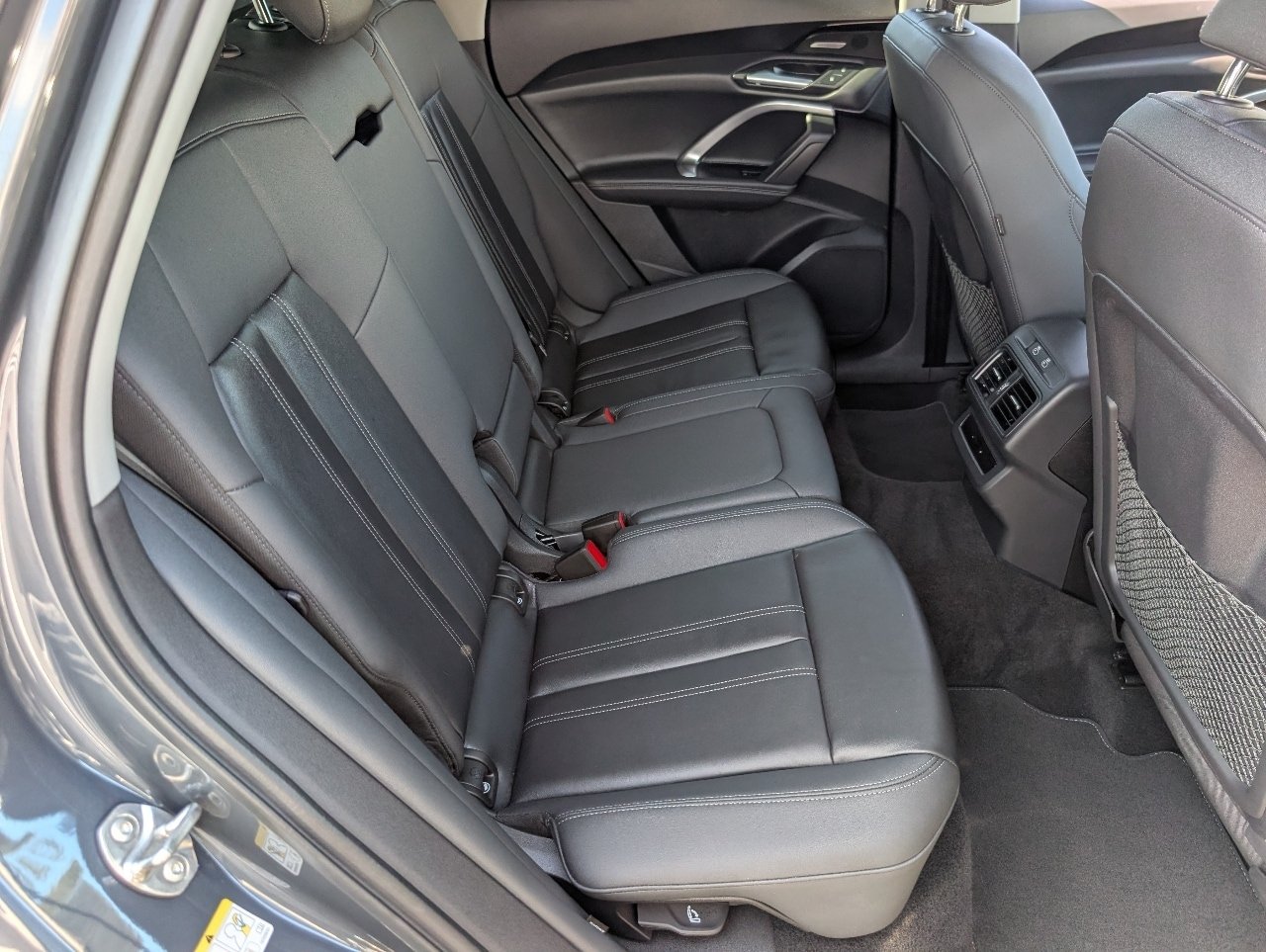Certified Used 2025 Tambora Gray Metallic Audi 2.0T Premium Plus image 8