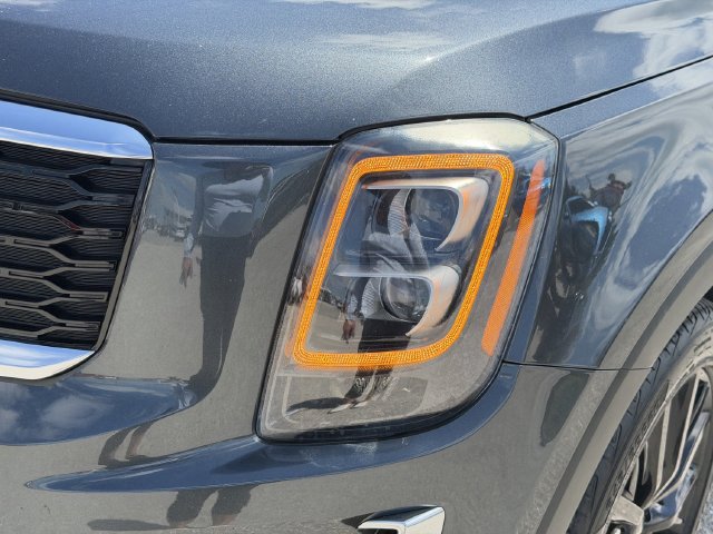 Used 2022 Gray Kia SX image 13