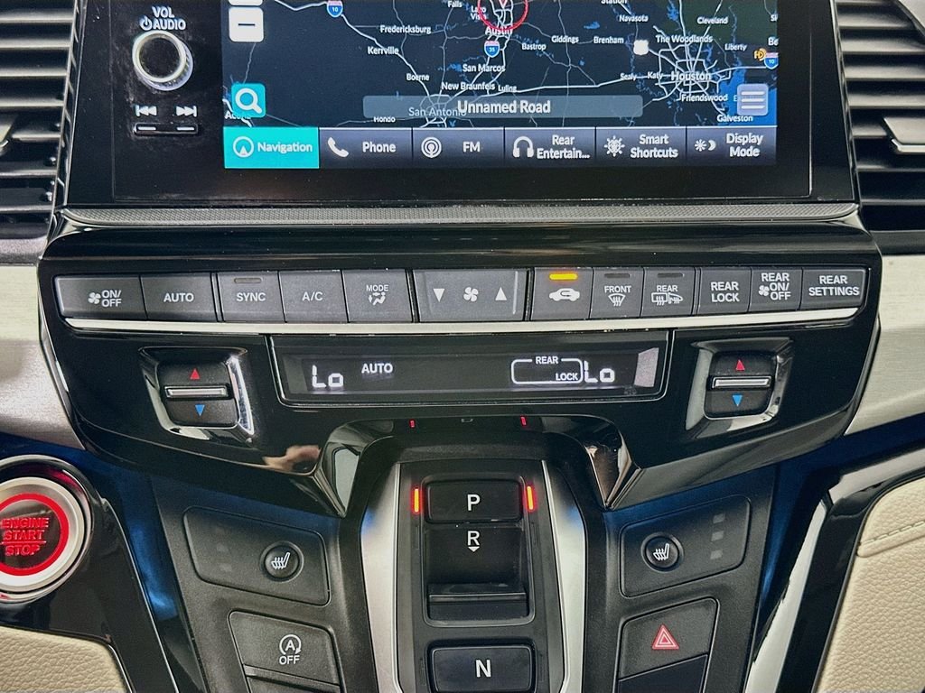 2025 Honda Odyssey Touring - Photo 16
