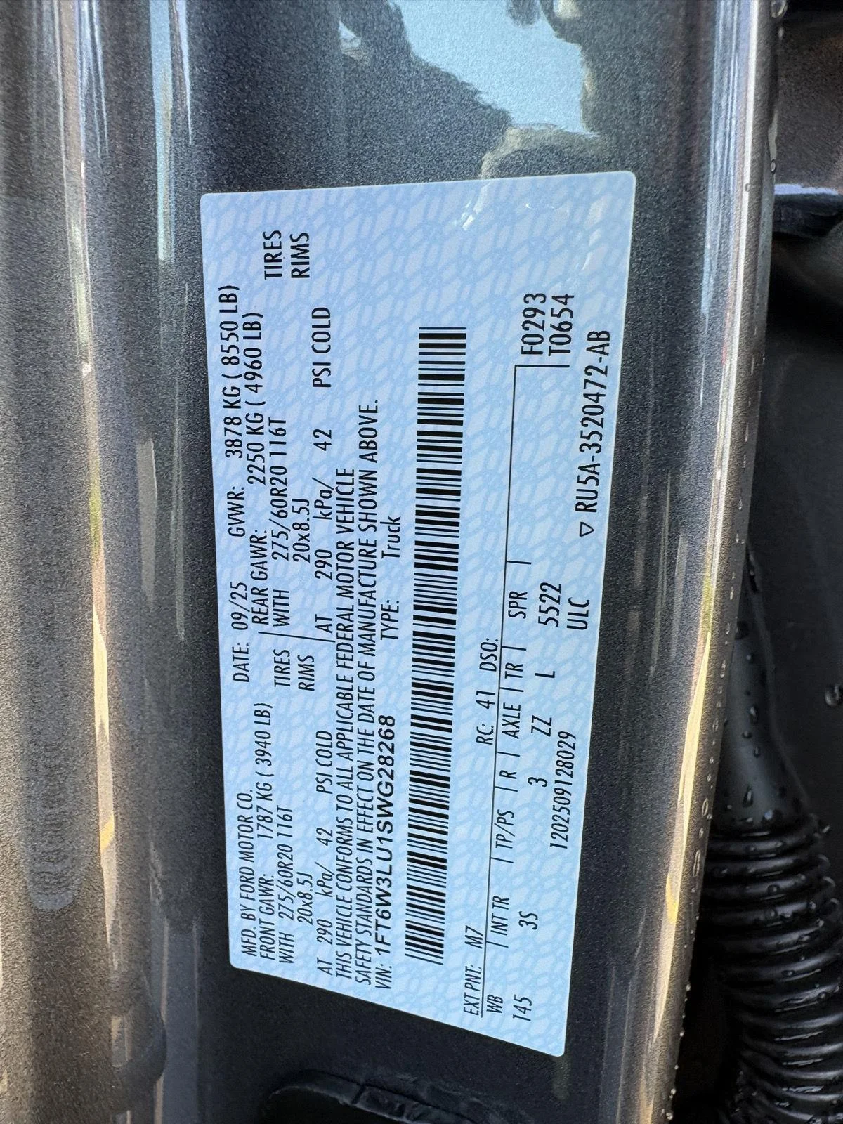 2025 Ford F-150 Lightning Flash - Photo 21