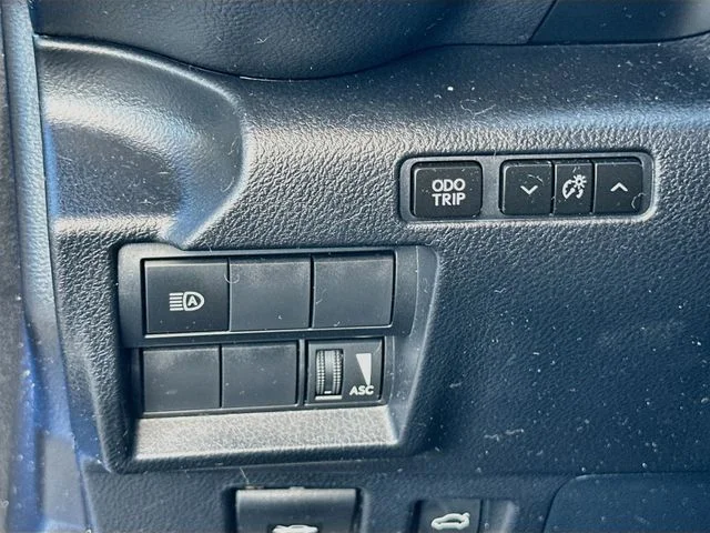 Used 2023  Lexus 350 F SPORT image 10