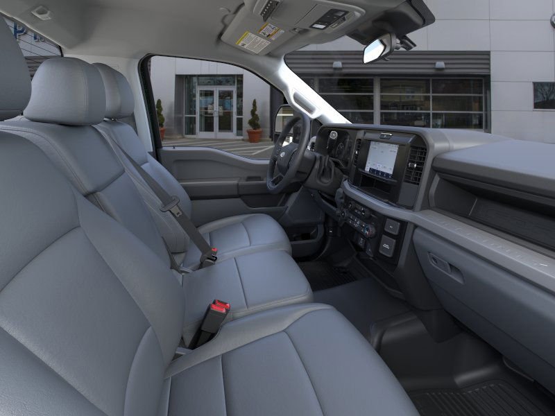 2025 Ford F-600 Super Duty Chassis Cab XL - Photo 11