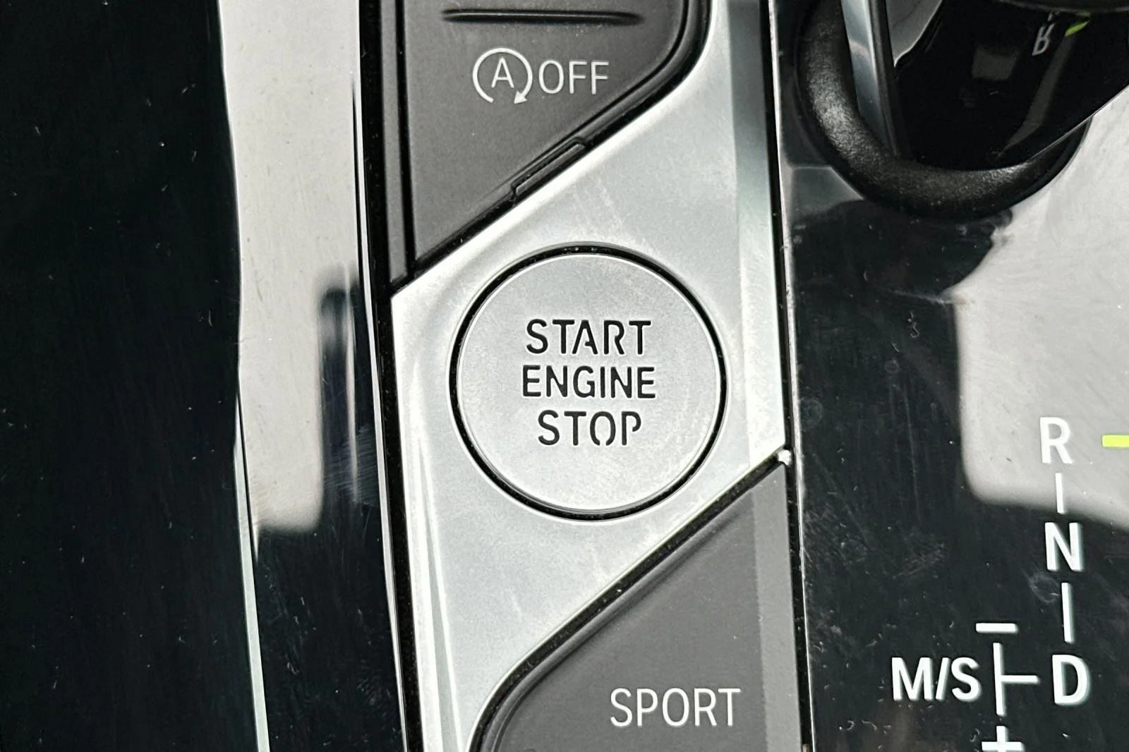 Used 2023 Phytonic Blue Metallic BMW sDrive30i image 22