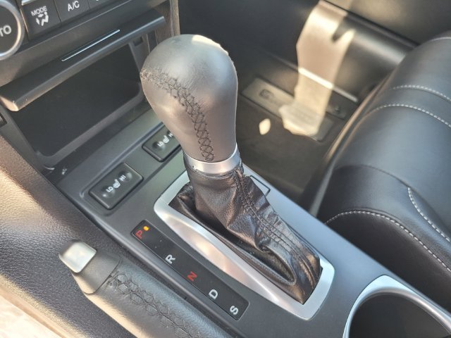 Used 2020  Acura Premium Package image 20