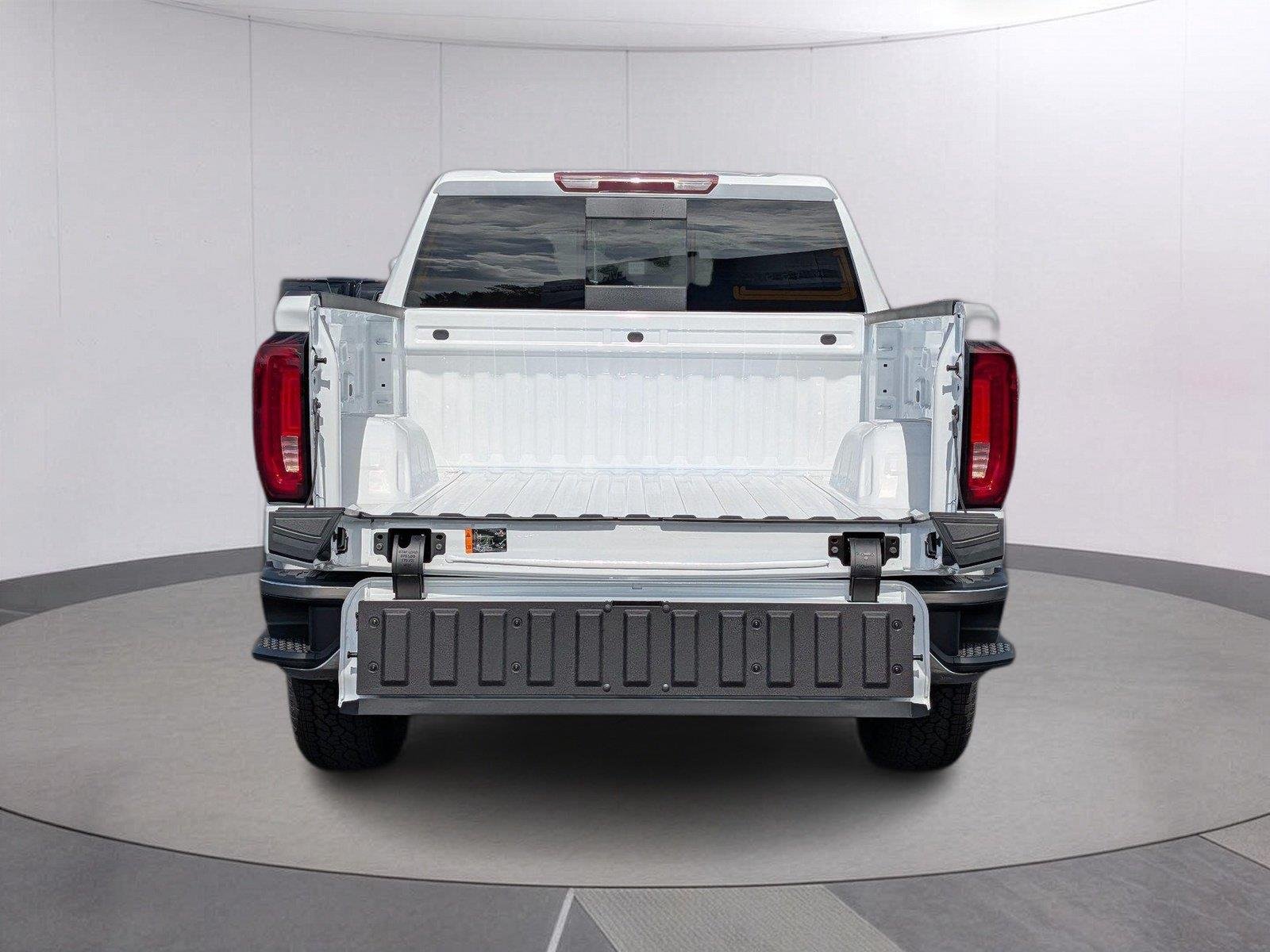 New 2026 Summit White GMC SLT image 5