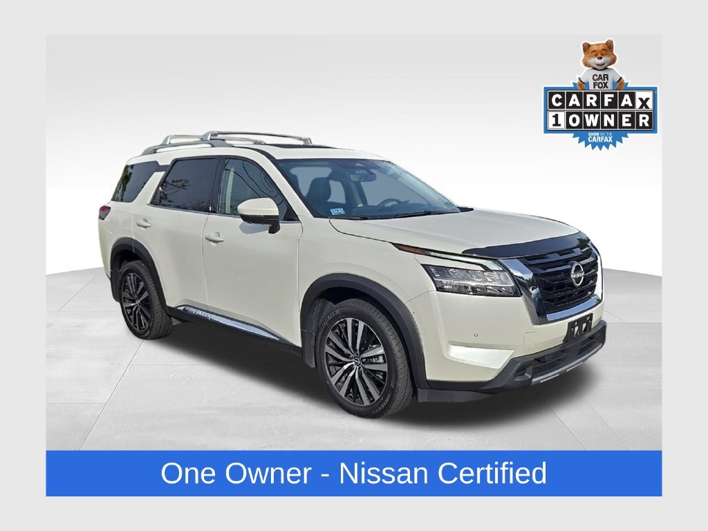 Used 2024 White Nissan Platinum image 1