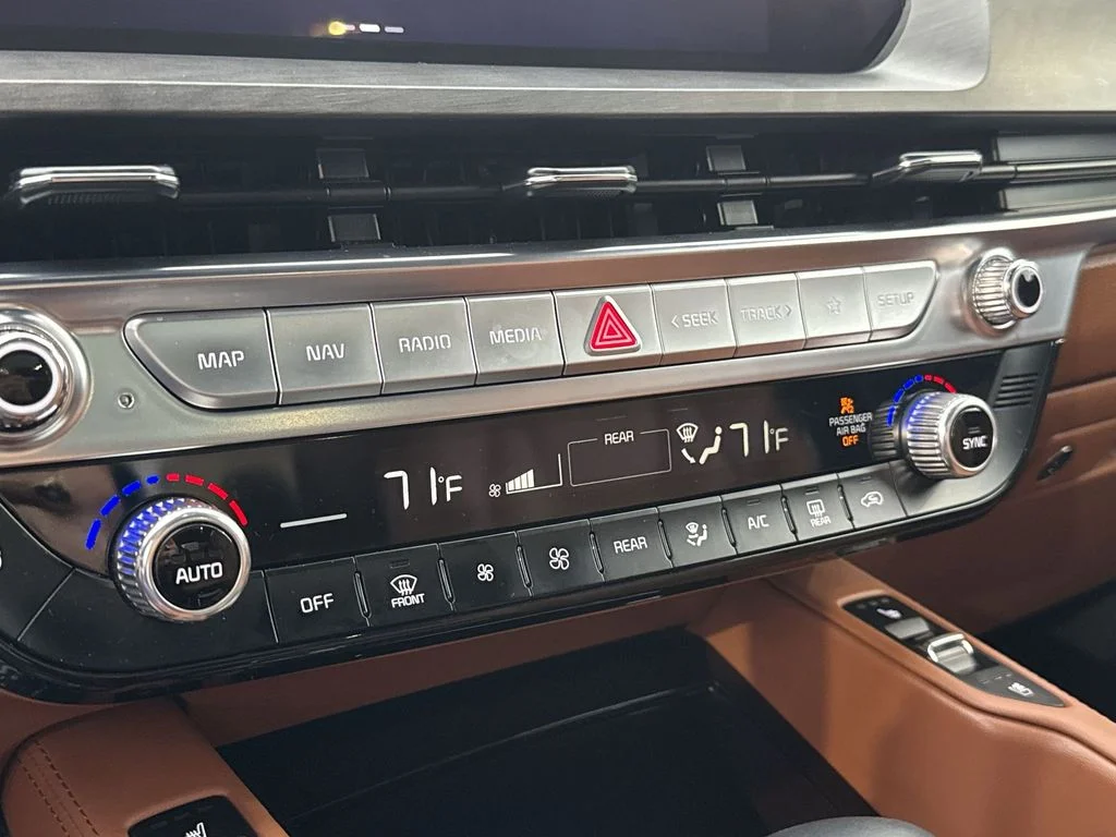 Used 2025 Black Kia SX-Prestige X-Line image 20